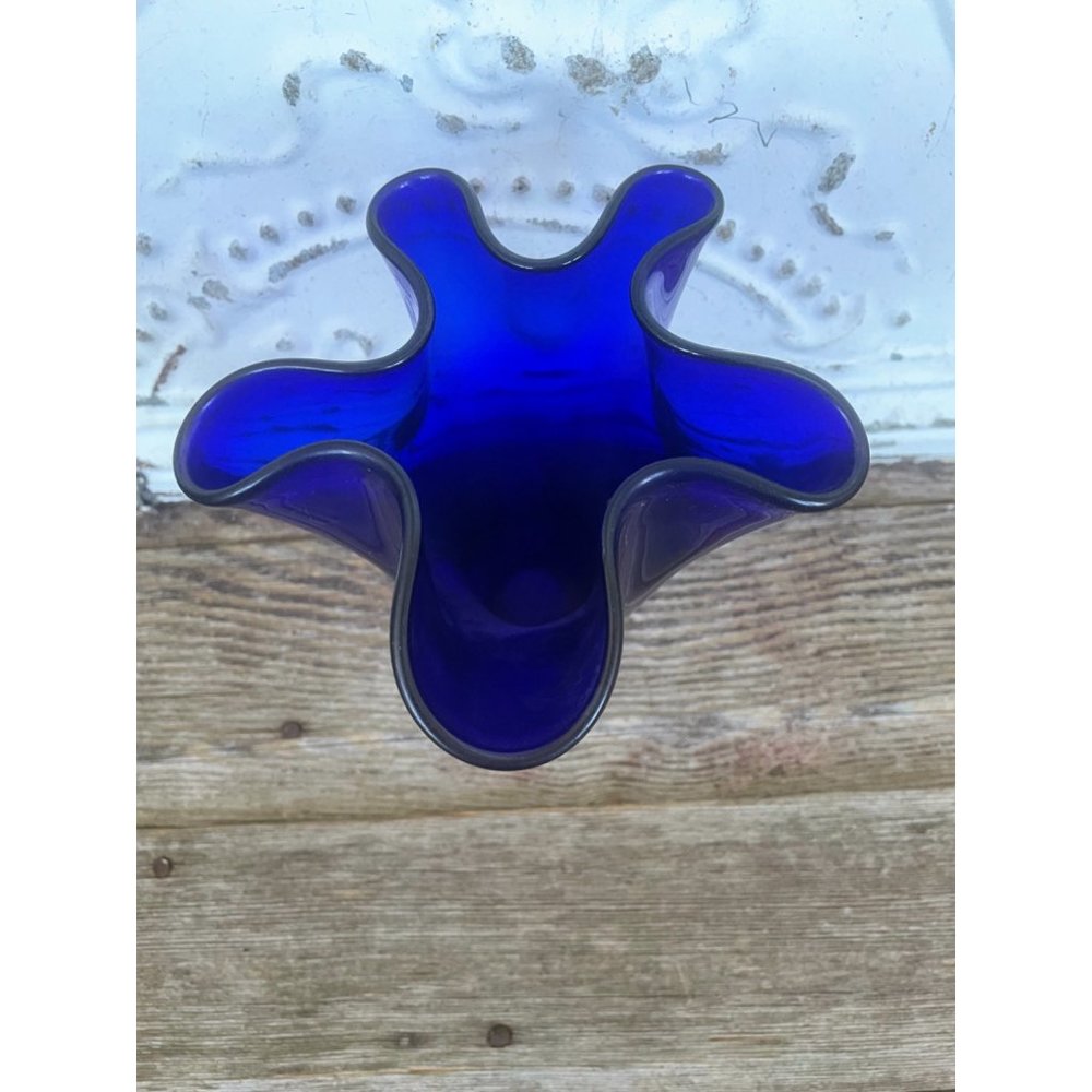 Vintage Art Glass Cobalt Blue White Polka Dot Handkerchief Vase - Picture 5 of 8